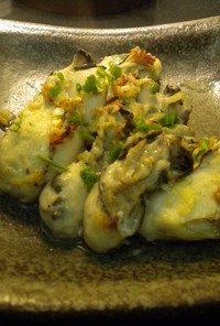 牡蠣のガーリックバター焼き・小料理屋風