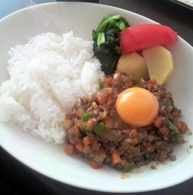 市販ルーで簡単♪大好きドライカレー