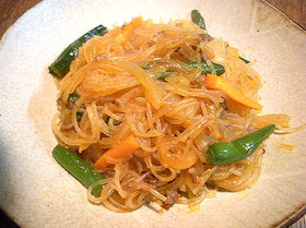 ピリ辛!! 焼きビーフン♪