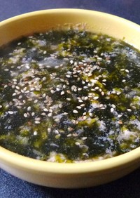 海苔と卵の中華風スープ