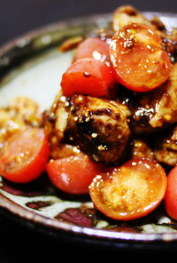鶏もも肉とトマトの柚子味噌ホットサラダ。