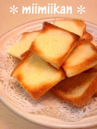 レンジで５分☆簡単食パンラスクの写真