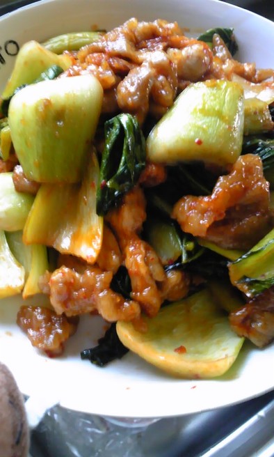 チンゲン菜と豚肉のオイキム炒めの写真