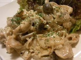 簡単☆鶏肉ときのこの生クリーム仕立て