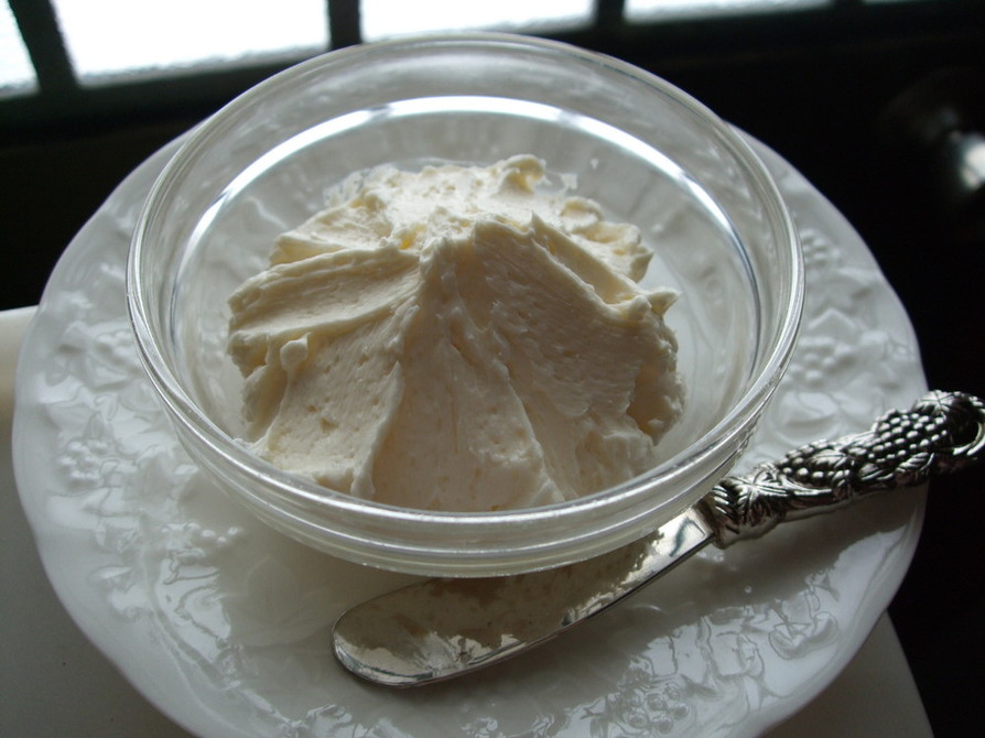 練乳バタークリームの画像