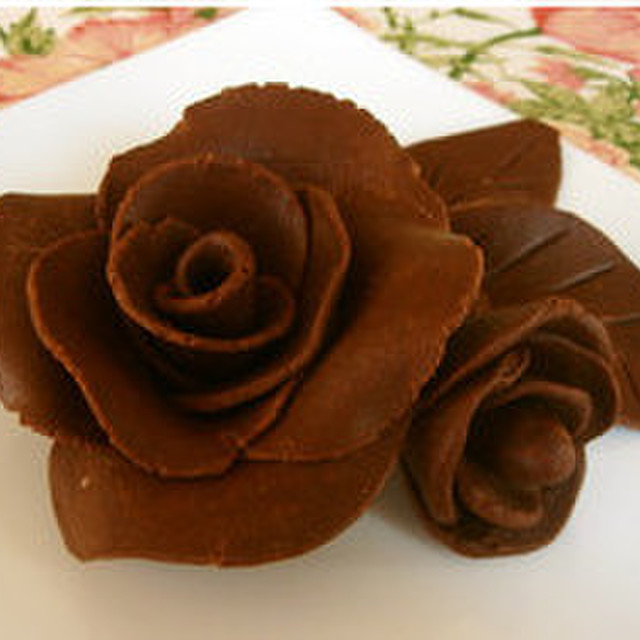 デコレーション チョコレートのバラ 薔薇 レシピ 作り方 By ラ ランド クックパッド