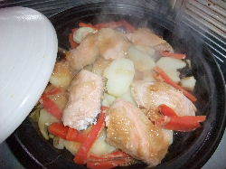 タジン鍋で☆鮭のチャンチャン焼き風の画像