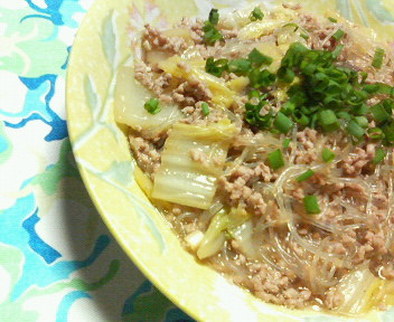✿白菜と❀豚ひき肉で✿はるさ麺の写真