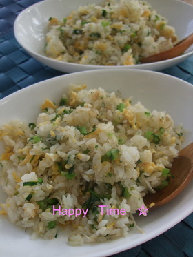 大根の葉っぱとじゃこで美味しい炒飯☆