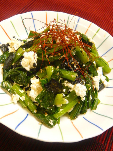 小松菜とカッテージチーズ、海苔のナムル風の写真