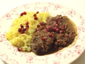 ざくろカレー 食堂かたつむり風