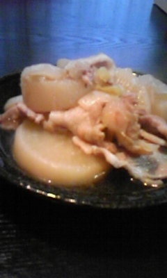 大根と豚肉のオイスターソース煮！生姜風味の画像