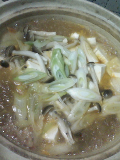アサリと冬瓜の土鍋キムチスープの写真