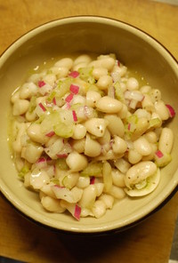 水煮大豆のシンプルサラダ