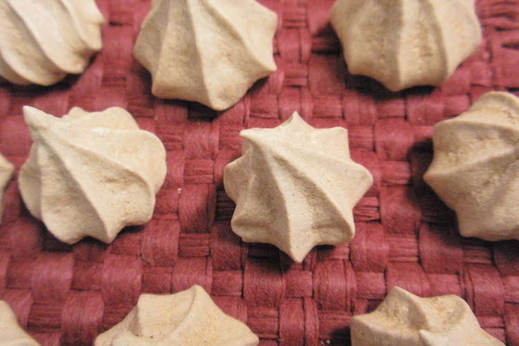 ミルクココアメレンゲ レシピ 作り方 By でめきんかあちゃん クックパッド 簡単おいしいみんなのレシピが371万品