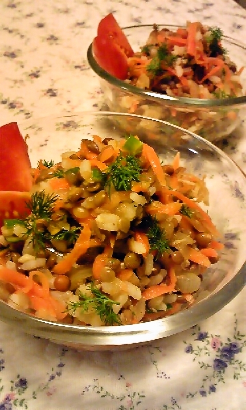 トルコの家庭料理☆緑レンズ豆のサラダの画像