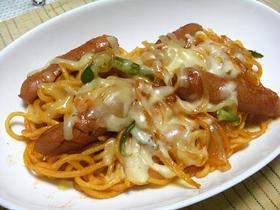 焼きそば麺でナポリタンチーズ焼き