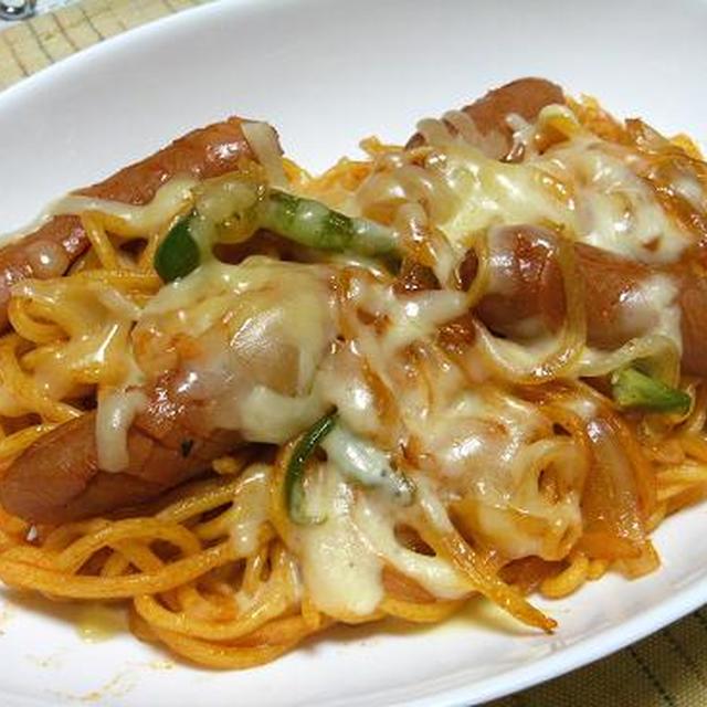 焼きそば麺でナポリタンチーズ焼き レシピ 作り方 By こもりんあここ クックパッド