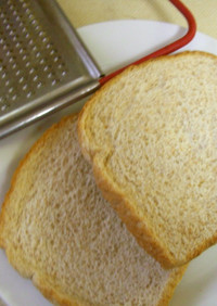 冷凍食パンで♪お手軽パン粉