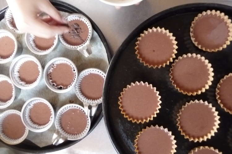 プチフール チョコレートマドレーヌ レシピ 作り方 By Goutdmaman クックパッド 簡単おいしいみんなのレシピが361万品