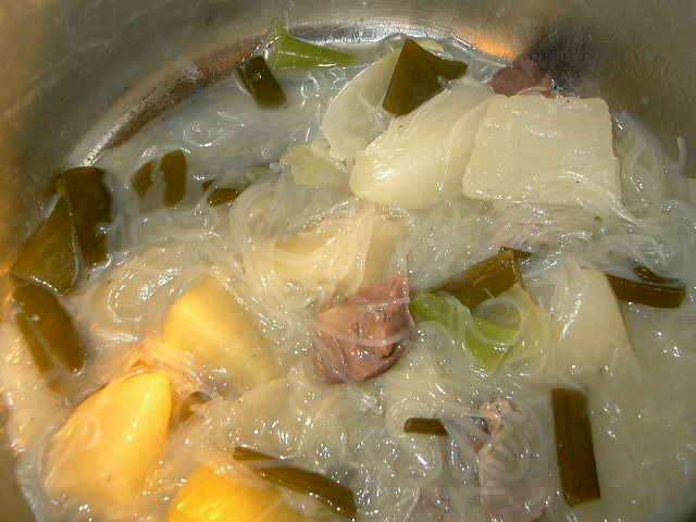 滋味こっくり！砂肝、大根、春雨のスープの画像