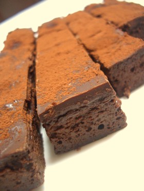 炊飯器de簡単♪新食感チョコケーキ♡