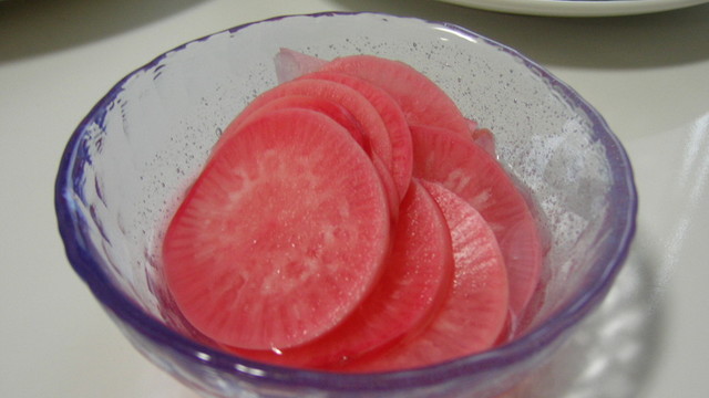 ピンク大根の甘酢漬け レシピ 作り方 By どぐうちゃん クックパッド 簡単おいしいみんなのレシピが363万品