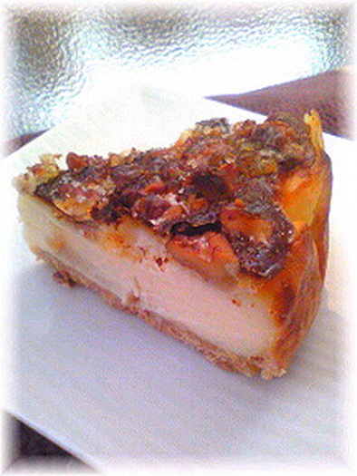 胡桃カラメル香ばしいベイクドチーズケーキの写真