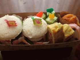 遠足や花見に☆プチハンバーガーのお弁当♪