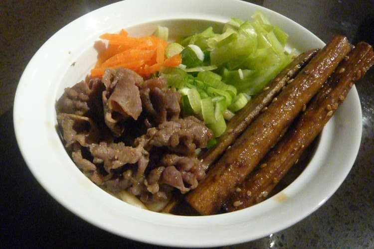 吉田のうどん 肉きんうどん 肉きん レシピ 作り方 By Asahimeal クックパッド 簡単おいしいみんなのレシピが352万品