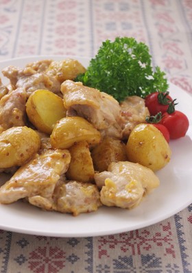 鶏肉と新ジャガのマスタードマヨネーズ炒め