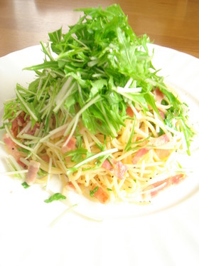 ベーコンと水菜のパスタ