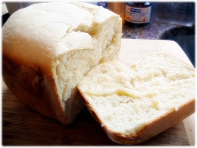 ＨＢ★ふわふわもちもち基本の白い食パンの写真