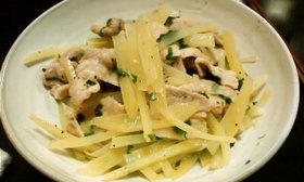 豚肉とおじゃがの塩炒め