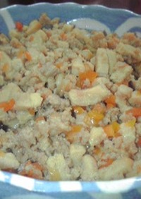 給食で隠れ人気❤高野豆腐と鳥のそぼろご飯