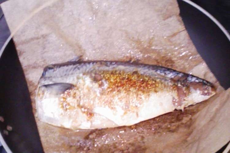 フライパンで鯖の塩焼き レシピ 作り方 By はる かつ クックパッド 簡単おいしいみんなのレシピが351万品