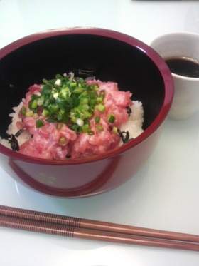 ネギトロ丼