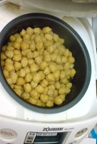 炊飯器で煮豆