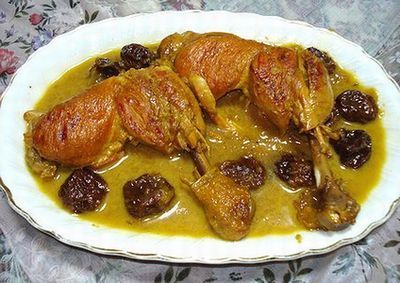 イラン料理　プルーンと鶏肉の煮込みの画像