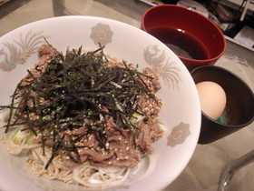 ラー油1滴で名店の味 絶品肉そば