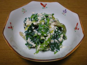 電子レンジで作るほうれん草の白和え