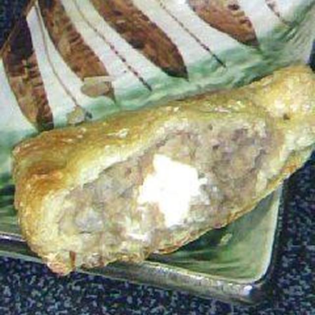 餃子風うすあげチーズinハンバーグ レシピ 作り方 By ヨレナ クックパッド 簡単おいしいみんなのレシピが360万品