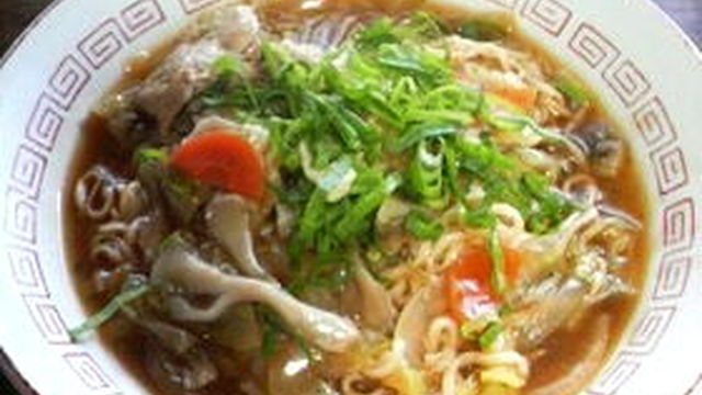 ランチに野菜あんかけインスタントラーメン レシピ 作り方 By ひろみｇｏ クックパッド