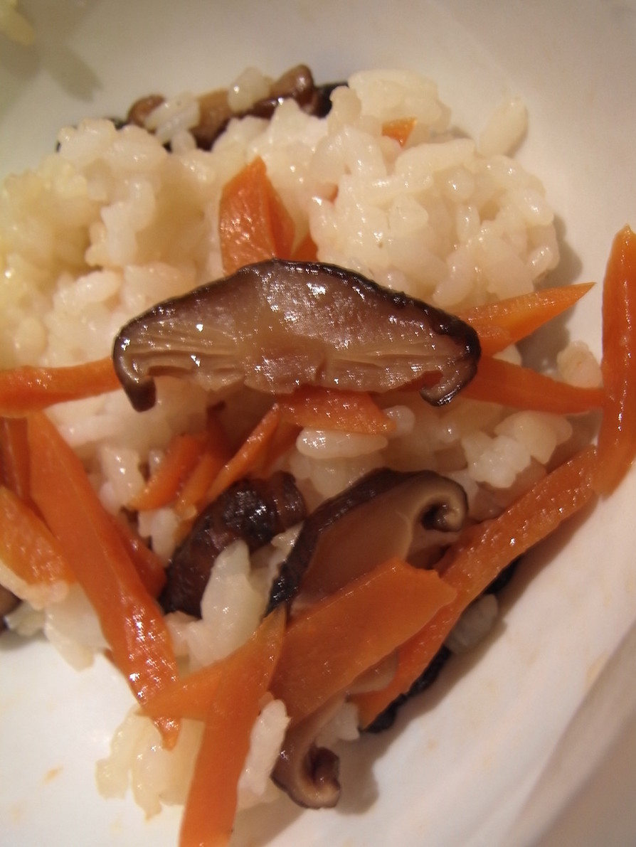おばあちゃんの味☆椎茸の混ぜご飯の画像