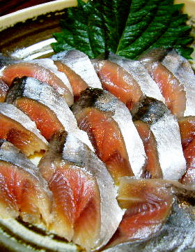 家庭用包丁で作る生食サンマ(刺身～酢〆)の画像