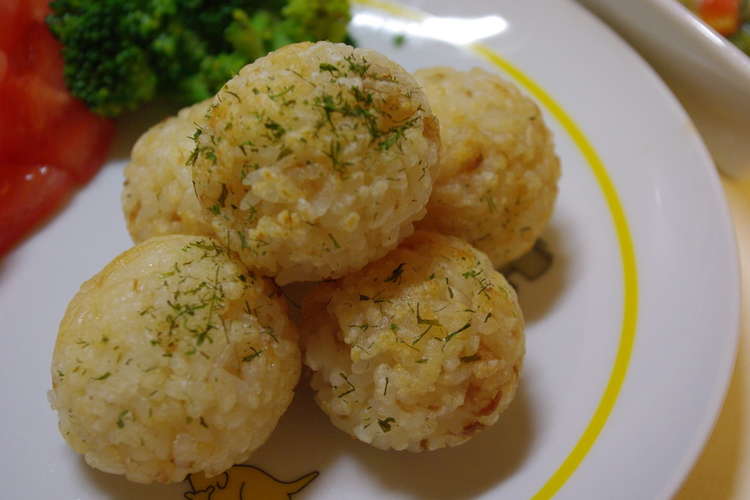 たこ焼き器でカリカリライスボール レシピ 作り方 By Maikooc クックパッド 簡単おいしいみんなのレシピが352万品