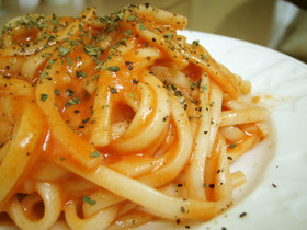 :超簡単 ★トマトクリームうどん :
