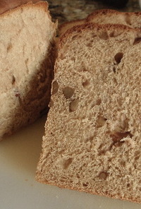 黒糖とくるみのふわふわパンドミー食パン