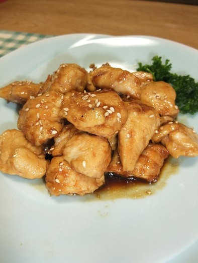鶏ムネ肉(or鶏ササミ)の甘辛レモン炒めの写真