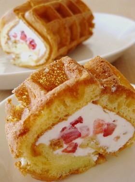 ふわふわワッフルロールケーキ